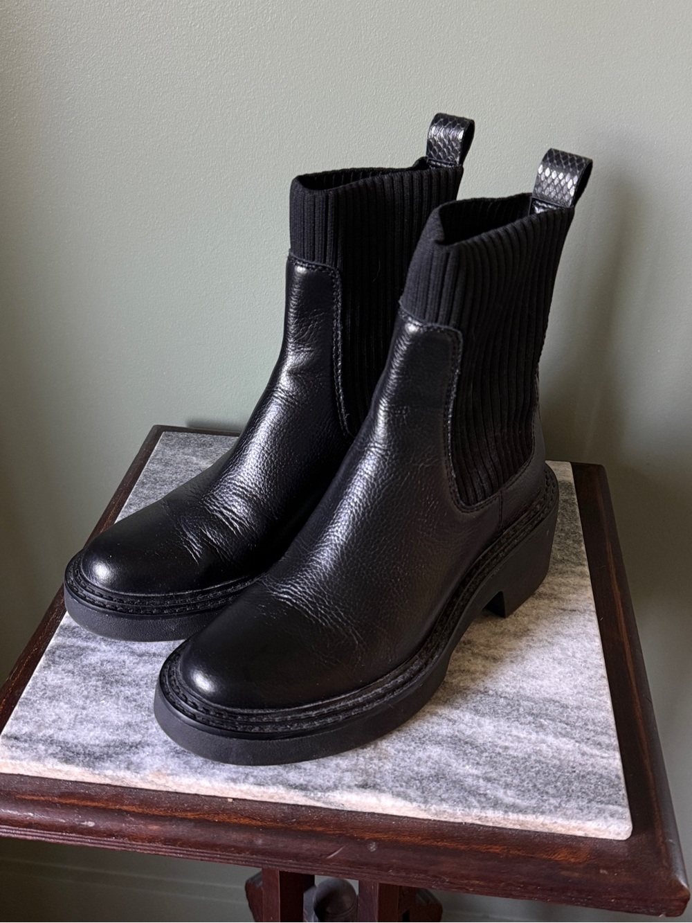 Dolce Vita - Hilora H2o Boots Black Leather - Leather - Size 6.5